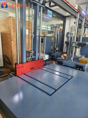 Yüksek Yük Kapasiteli 500kg Köşe Testi İçin Serbest Düşüş Ambalaj Bırakma Test Makinesi ISO2248-72(E)'ye Uygun